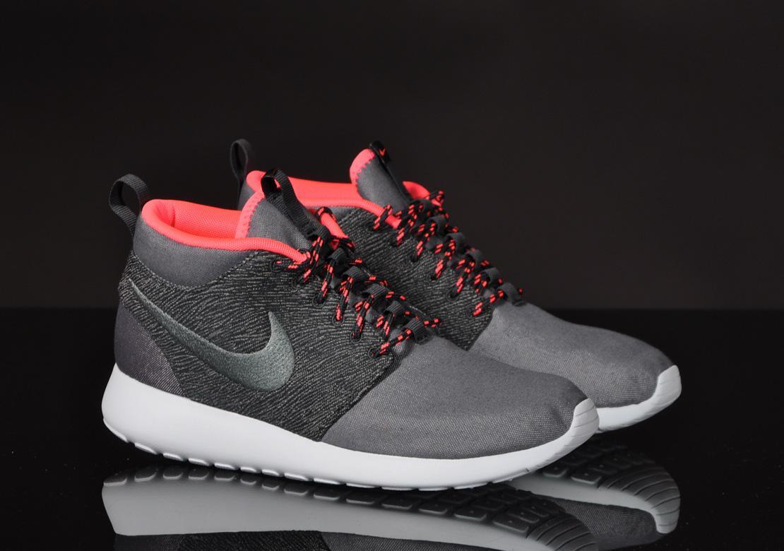 Nike Roshe Run MID QS | 585898-333 | AFEW STORE